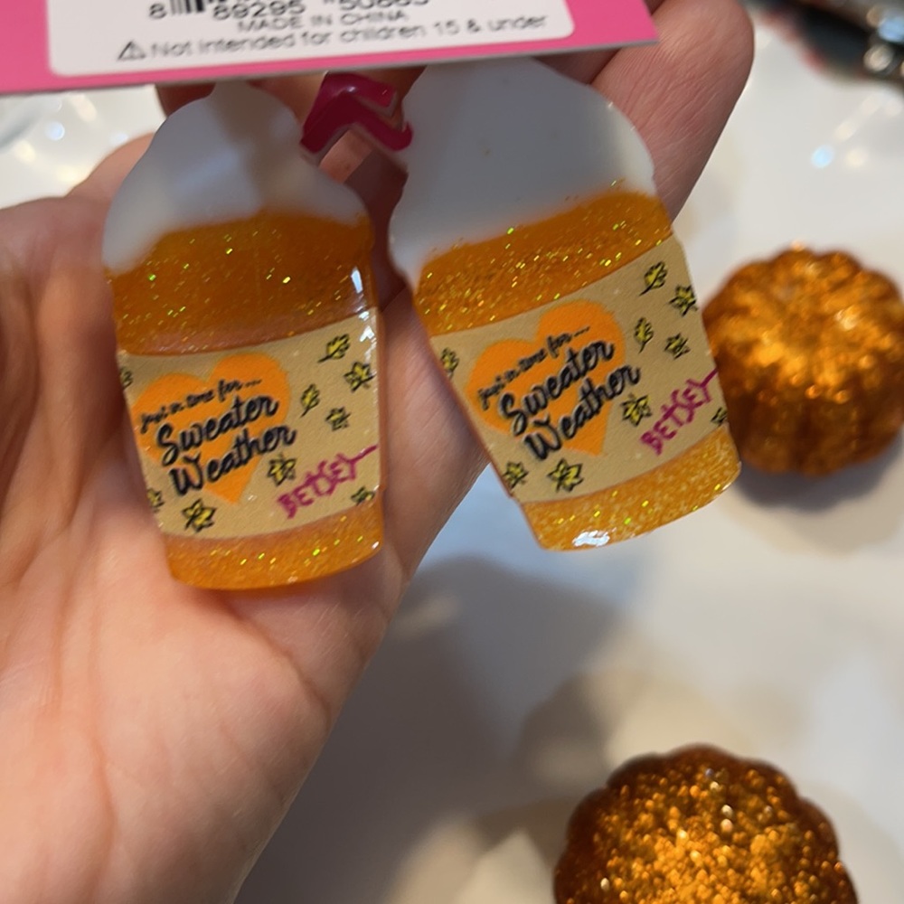 BETSEY JOHNSON PUMPKIN SPICE LATTE EARRINGS - Picture 4 of 4